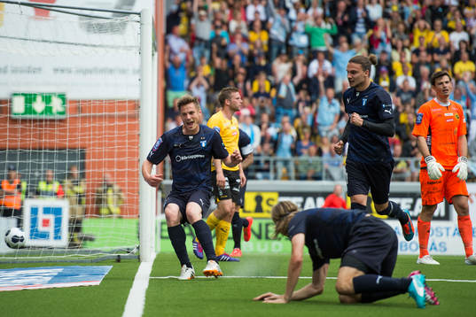 Malmö FFs Erik Friberg jublar