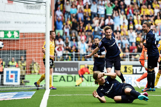 Malmö FFs Markus Rosenberg jublar