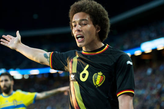 Belgiens  Axel Witsel  i träningslandskampen i mellan