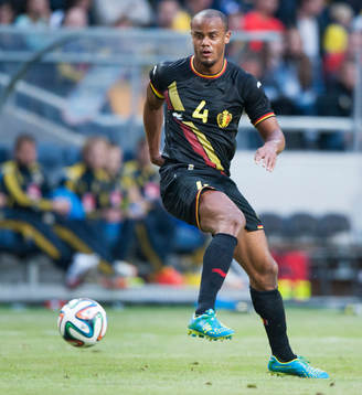Belgiens Vincent Kompany i träningslandskampen i mellan