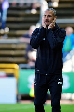 Falkenbergs tränare Henrik Larsson