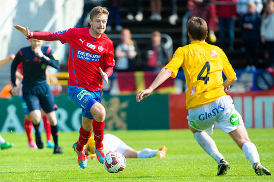 Helsingborgs Arnór Smárason utmanar Falkenbergs Daniel