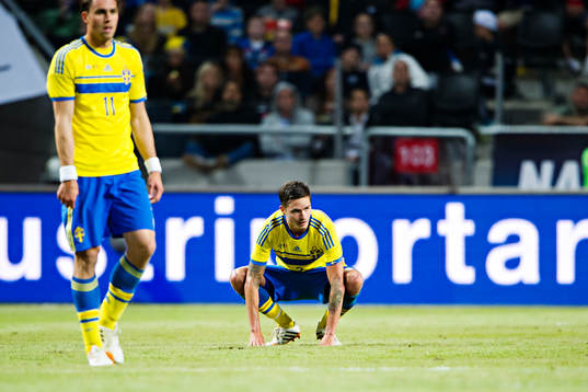 Sveriges Mikael Lustig  deppar