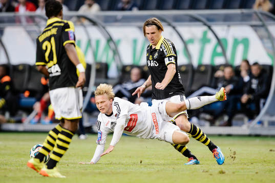 s Nils-Eric Johansson och Brommapojkarnas Nicklas Bärkroth