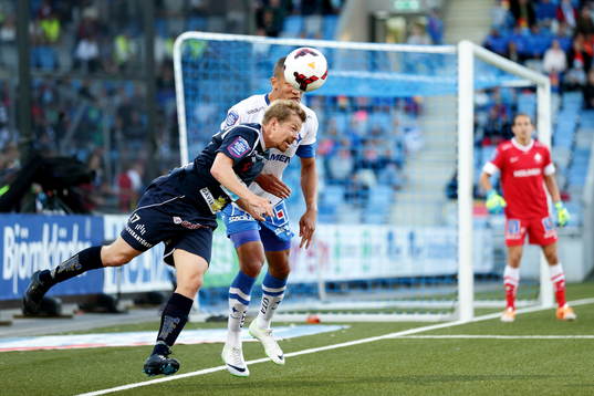 Gefles Jonas Lantto och Norrköpings Edvard Skagestad i
