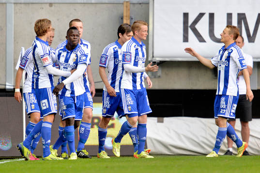 IFK Göteborgs spelare jublar