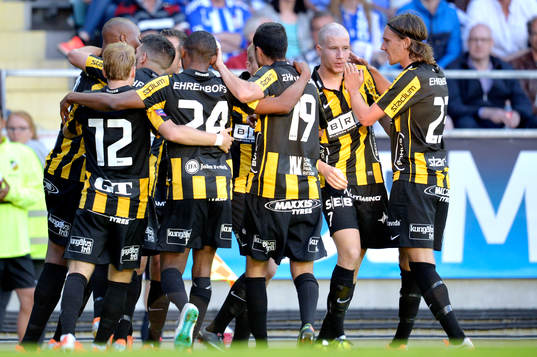 Häckens Simon Gustafson firas