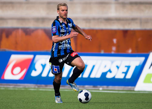 Sirius Johan Arneng med bollen