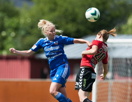 Vittsjös Emma Sjödahl och Kristianstads Mia Carlsson i