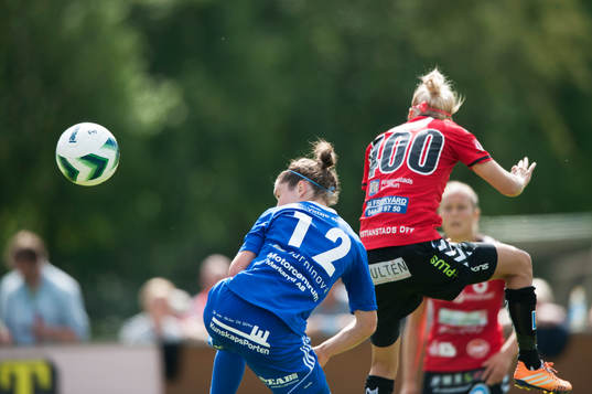 Kristianstads Therese Björck och Vittsjös Jane Ross i