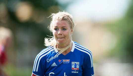 Vittsjös Emma Sjödahl i matchen i damallsvenskan mellan