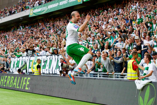 Hammarbys Kennedy Bakircioglu  jublar