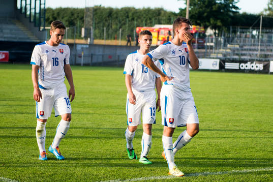 Slovakiens Simon Smehýl, Nikolas Spalek och Lukás