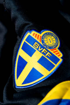 En tröja med Svenska fotbollsförbundet emblem