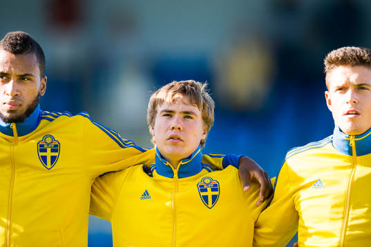 Sveriges Isaac Kiese Thelin, Simon Tibbling och Kristoffer