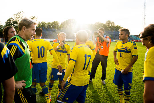 Sveriges spelare dricker vatten