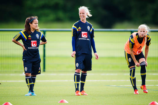 Sveriges Malin Diaz, Caroline Seger och Sofia Jakobsson