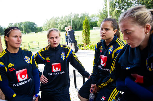 Tyresös spelare Carola Söberg, Lisa Dahlkvist, Malin Diaz