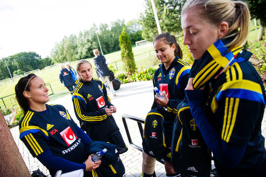 Tyresös spelare Carola Söberg, Lisa Dahlkvist, Malin Diaz