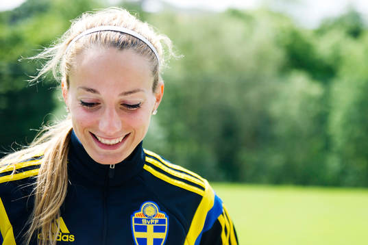 Sveriges Kosovare Asllani