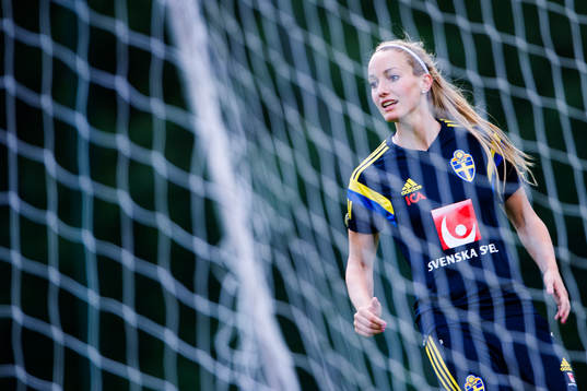 Sveriges Kosovare Asllani