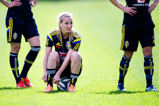 Sveriges Kosovare Asllani