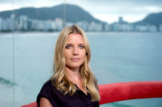 Johanna Frändén i SVTs studio