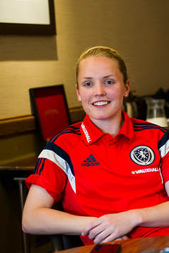 Skottlands Kim Little