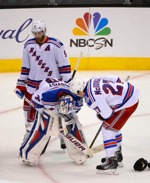 Henrik Lundqvist of the New York Rangers and his teammates
