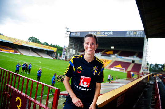 Sveriges Lotta Schelin på Fir Park