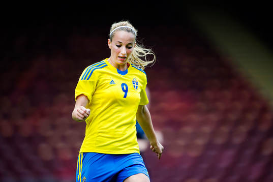 Sveriges Kosovare Asllani