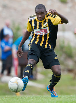 IFK Hässleholms Junior Bangura i matchen i division 3
