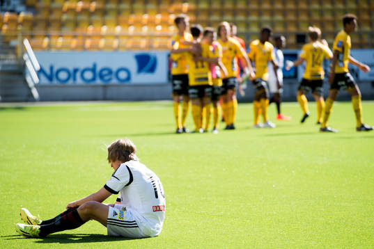 Brommapojkarnas Jakob Stensson deppar