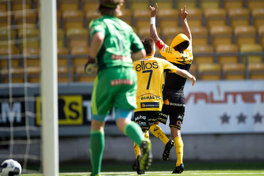 Elfsborgs Rami Dridi har precis gjort mål och jublar