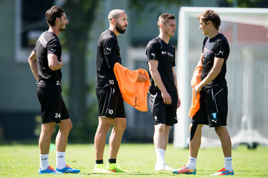 Före detta Malmö FF spelaren Agon Mehmeti, Guillermo