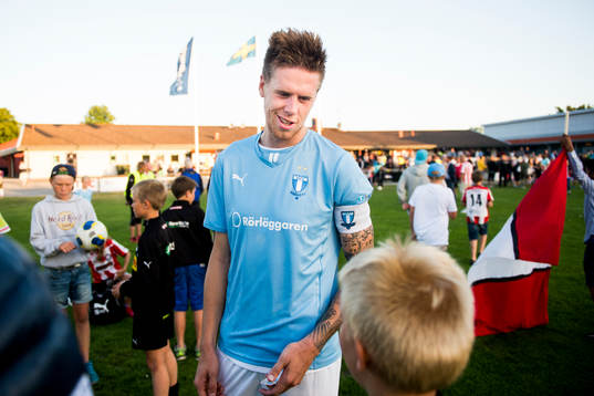 Malmö FFs Pontus Jansson som gjorde sin sista match innan