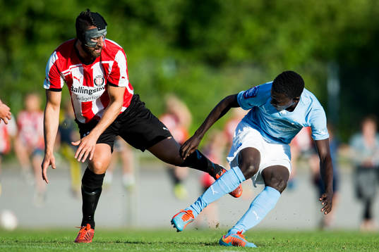 Höllvikens Yousef Fakhro och Malmö FFs Osseynou Ndiaye