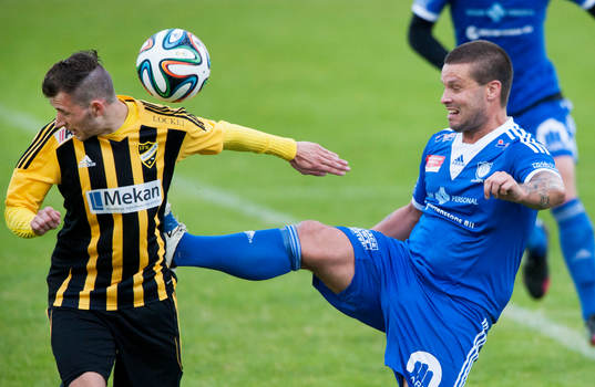 IFK Hässleholms Ilir Salja i matchen i division 3 mellan