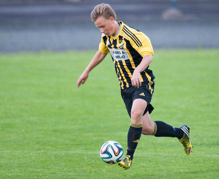 IFK Hässleholms Theo Ekström i matchen i division 3