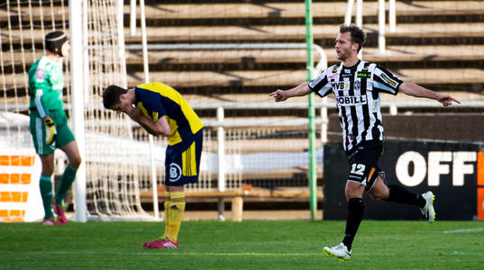 Landskronas Niclas Rønne jublar