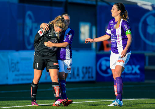 Jitex målvakt Jennifer Falk deppar