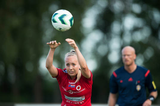 Inkast i matchen i damallsvenskan mellan Kristianstad och