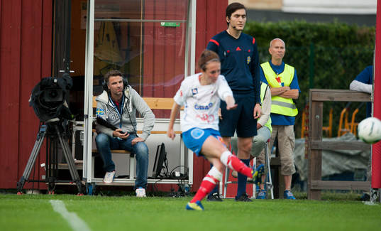 TV-kameraman i matchen i damallsvenskan mellan Kristianstad