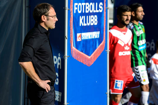 GAIS tränare Per-Ola Ljung ser sånär lagen går in till