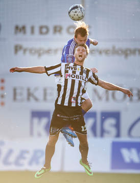 Landskronas Niclas Rønne skriker i en duell med GIF