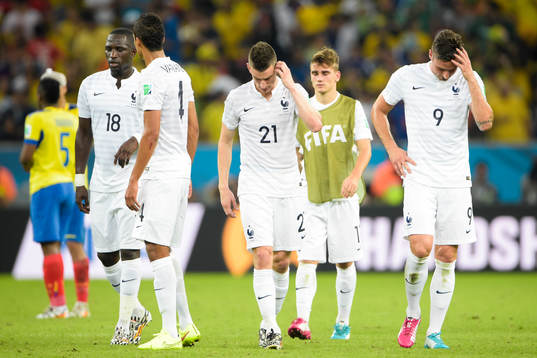 Frankrikes Moussa Sissoko (tv) Raphael Varane, Laurent