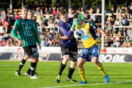Bläddra bland fler bilder av Fotboll, Superettan, Varberg - Ljungskile