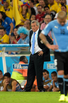 Uruguays förbundskapten Oscar Tabarez deppar