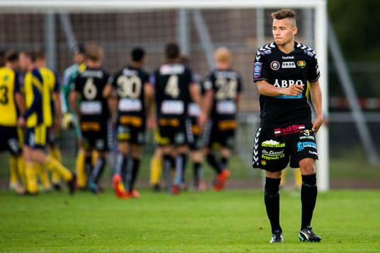 GAIS Malkolm Moenza deppar