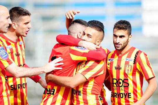 Syrianskas Robert Massi jublar